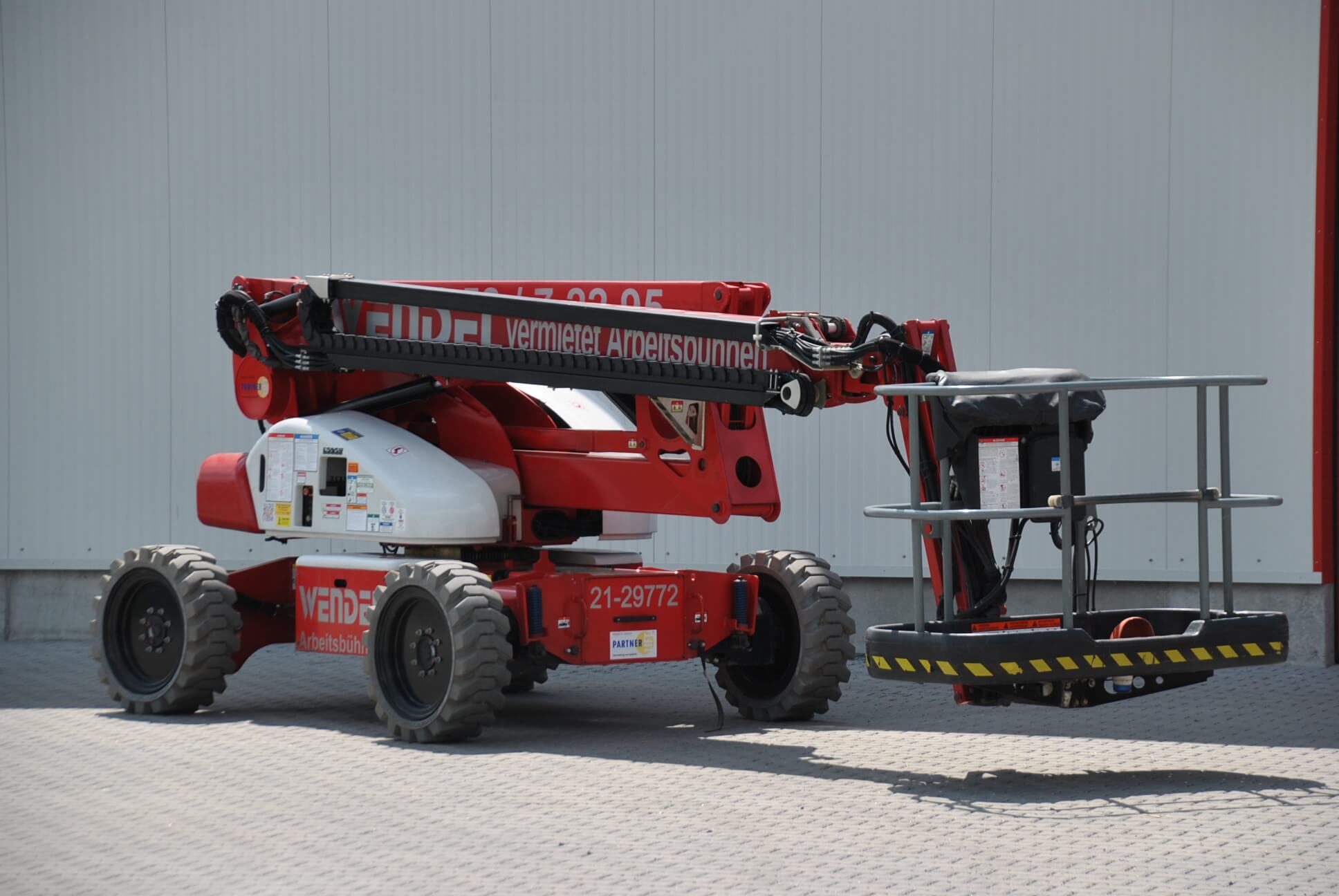  HR 21 DE 4x4 Hybrid - Gelenk-Teleskop-Arbeitsbühne, Bj. 2014